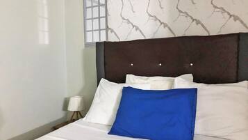 Een strijkplank/strijkijzer, gratis wifi, beddengoed, rolstoeltoegang