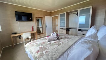 1 slaapkamer, een strijkplank/strijkijzer, wifi, beddengoed