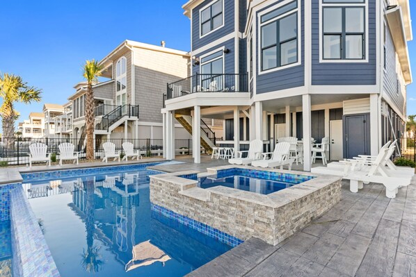 Pool - Oasis Vacations, Old Man By The Sea. Infinity Pool, Elevator, Marsh Views! (Ocean Isle Beach)