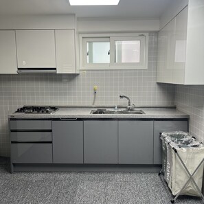 City Apartment, 2 Bedrooms, Non Smoking | Private kitchen - Modern clean apartment in Gangnam 1 (Seoul)