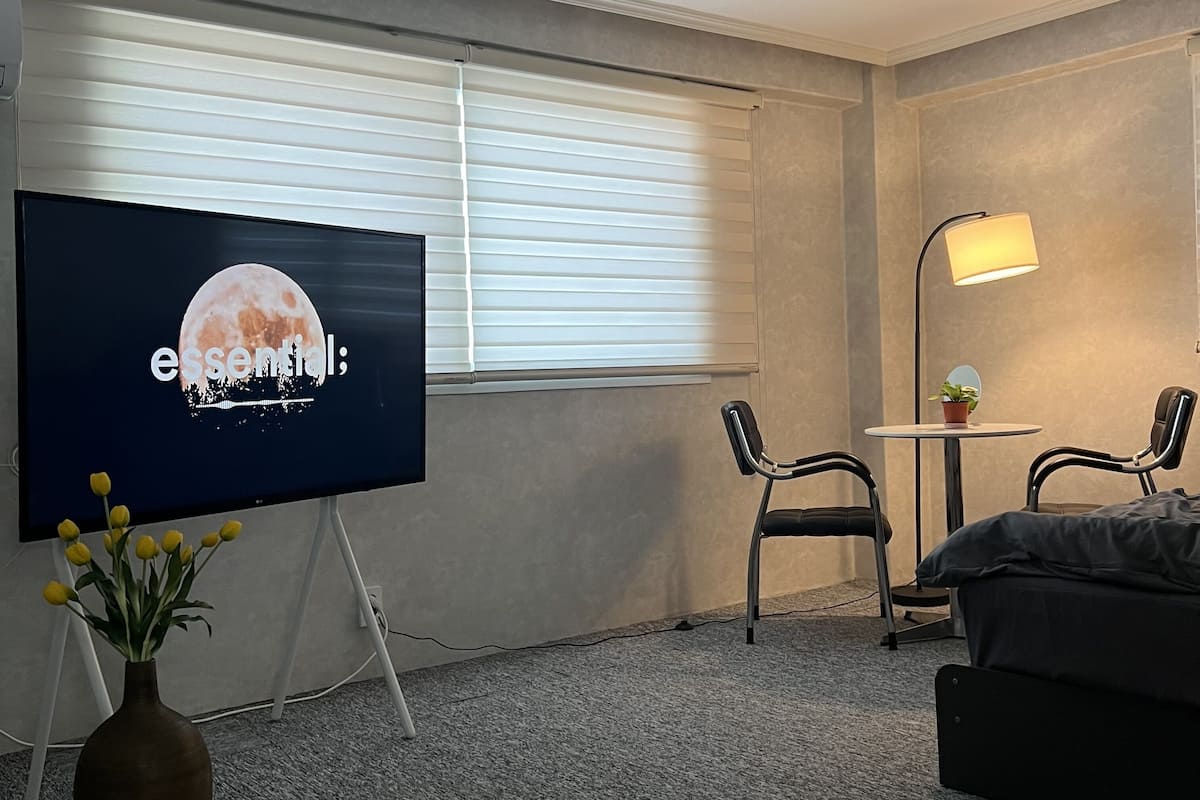 City Apartment, 2 Bedrooms, Non Smoking | 2 bedrooms, free WiFi, bed sheets