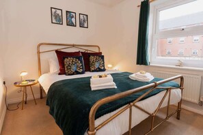 2 Schlafzimmer, Bügeleisen/Bügelbrett, Reisekinderbett, kostenloses WLAN