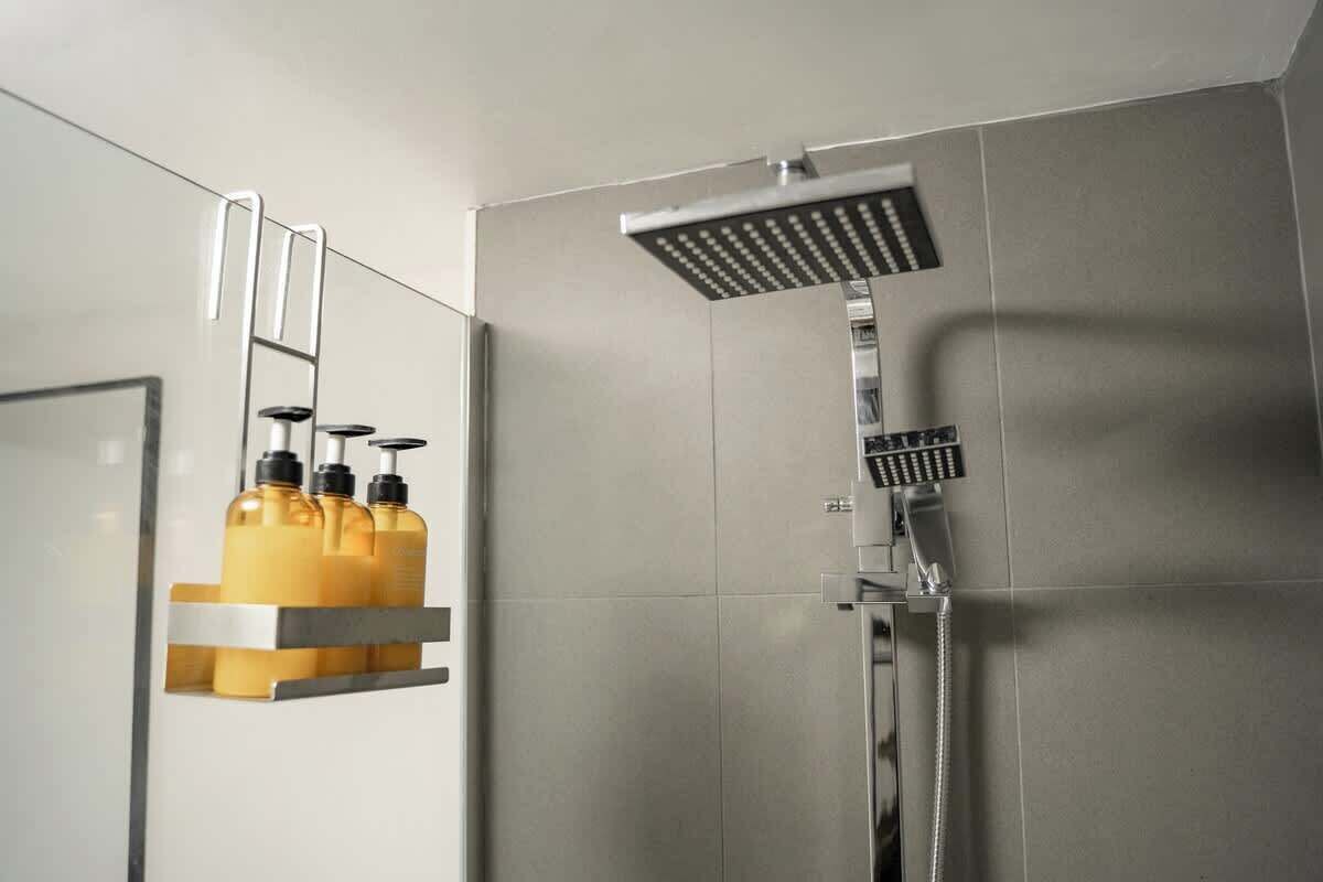 Shower, hair dryer, shampoo