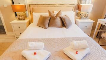 2 bedrooms, desk, iron/ironing board, travel cot