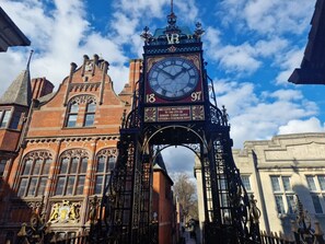 Unclassified image, 4 of 38, button - Modern lodge with fantastic decking space - For 6 (Chester)