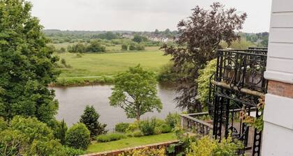 Enjoy river views with your coffee! Walk to town