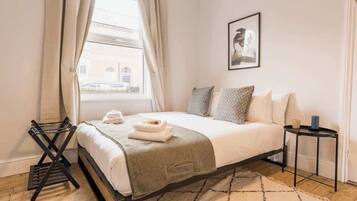 3 bedrooms, iron/ironing board, travel cot, free WiFi