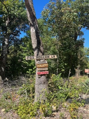 Property grounds - Hidden, family-sized lakefront gem in a quiet cove. (Stover)