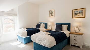 2 chambres, fer et planche Ă repasser, Wi-Fi gratuit, draps fournis