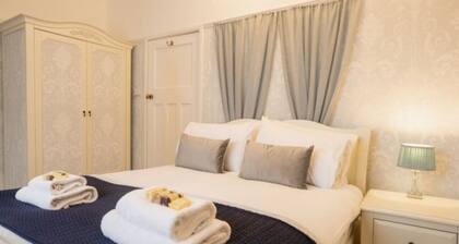 Wirral Retreat | Cosy Cottage Near Port Sunlight
