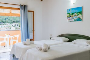 Free WiFi, bed sheets - Porto Kassiopi Apartments (Corfu)