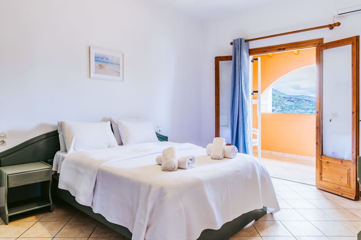 2 bedrooms, free WiFi, bed sheets