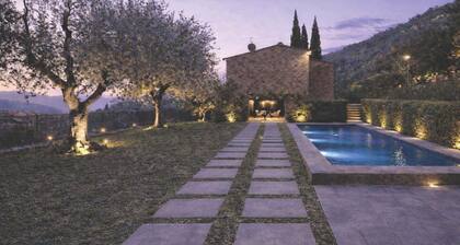 Villa Olivella - Two Bedroom Villa, Sleeps 6