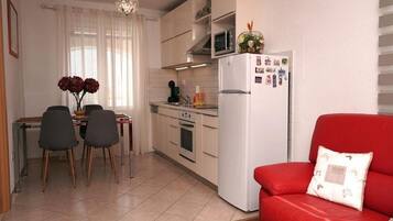 Apartment (Two Bedroom Apartment with Terrace) | Interior