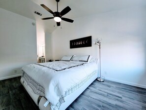 4 camere, ferro/asse da stiro, accesso a Internet, lenzuola