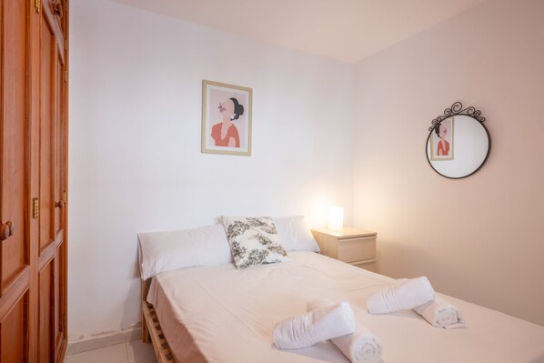 4 bedrooms, free WiFi, bed sheets