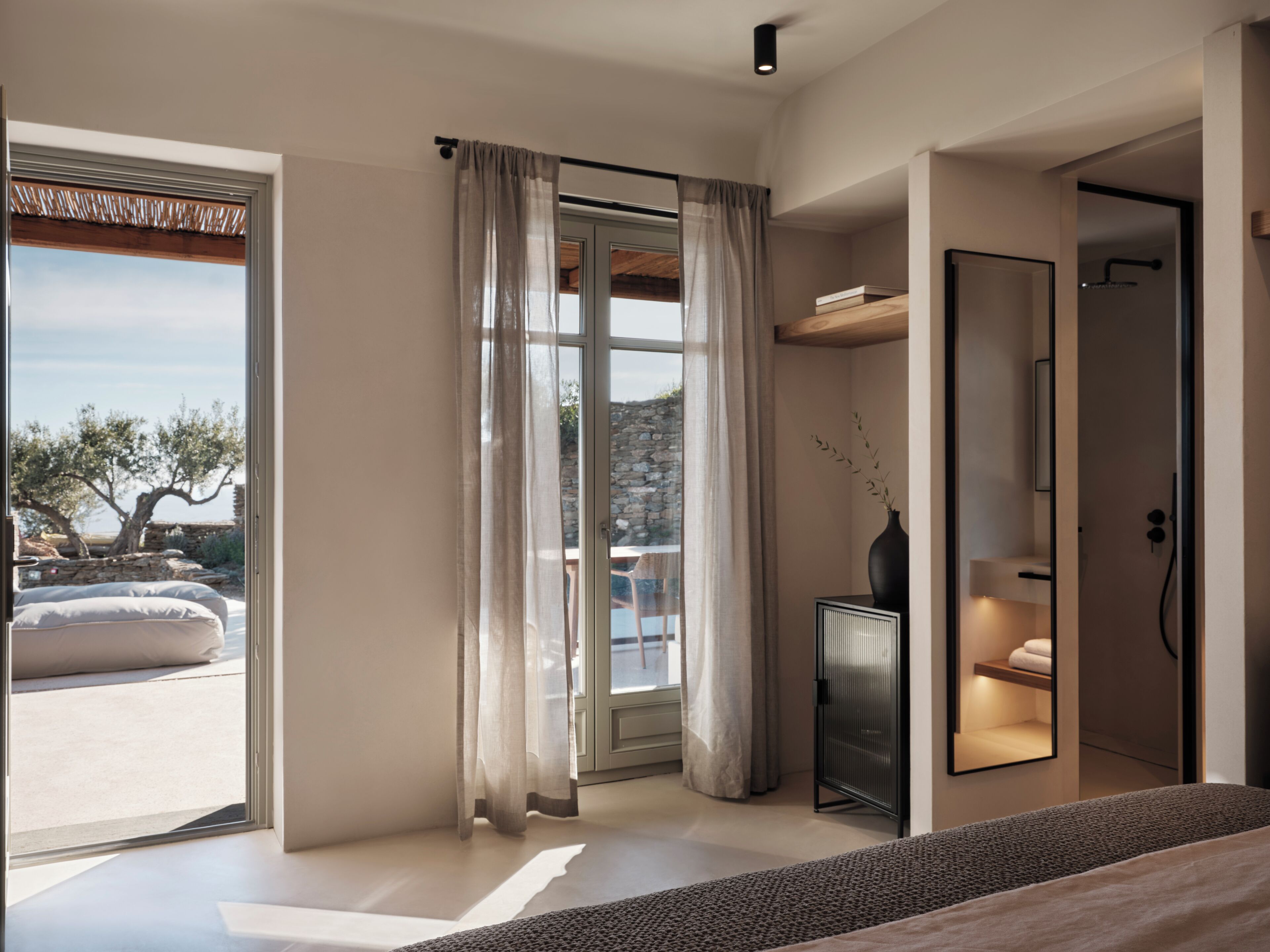 Suite Private Pool Sea View | Zimmersafe, individuell dekoriert, individuell eingerichtet