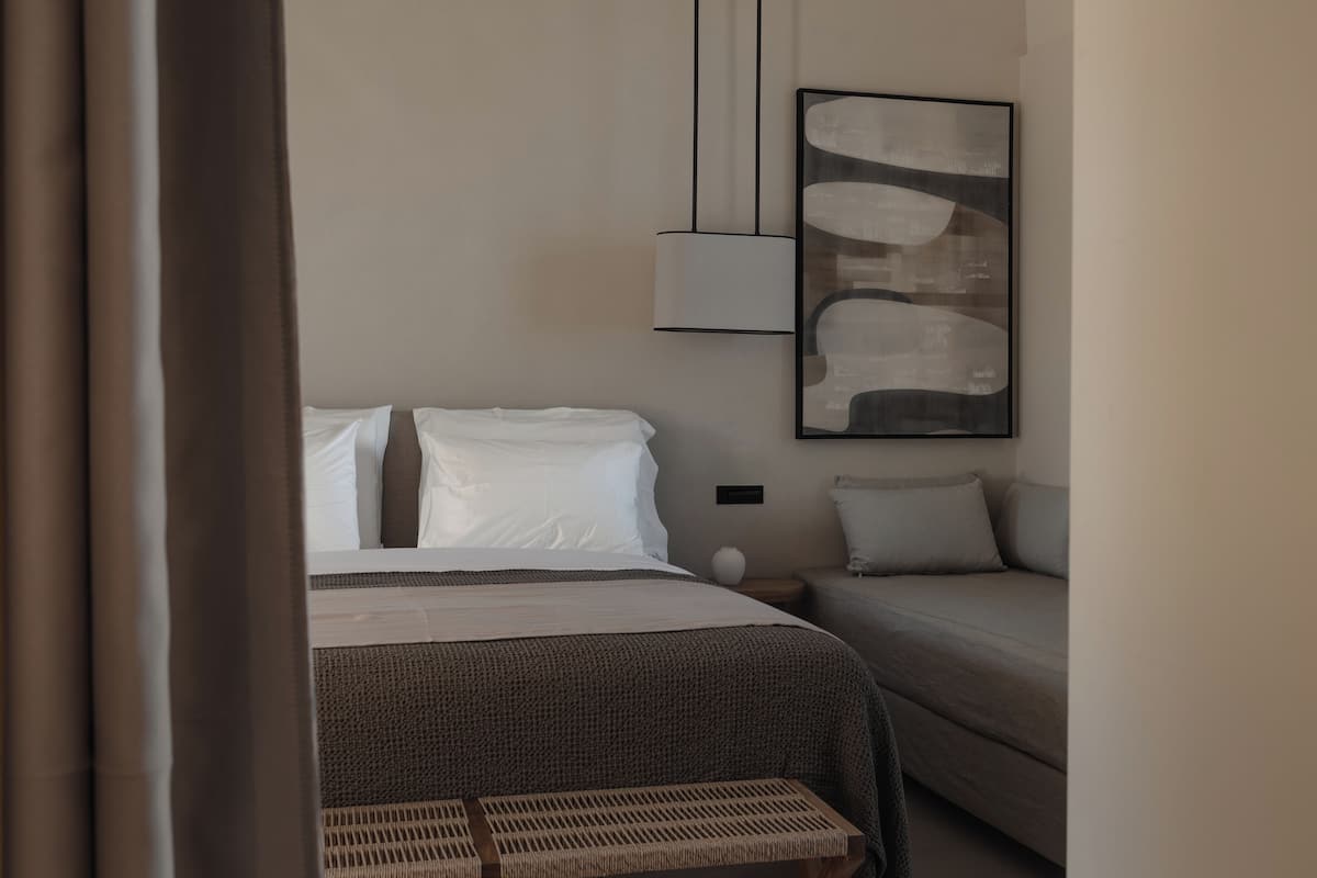 Deluxe Room Sea View | 1 chambre, coffres-forts dans les chambres, décoration personnalisée