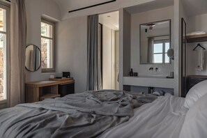 Petit Double Room with Terrace