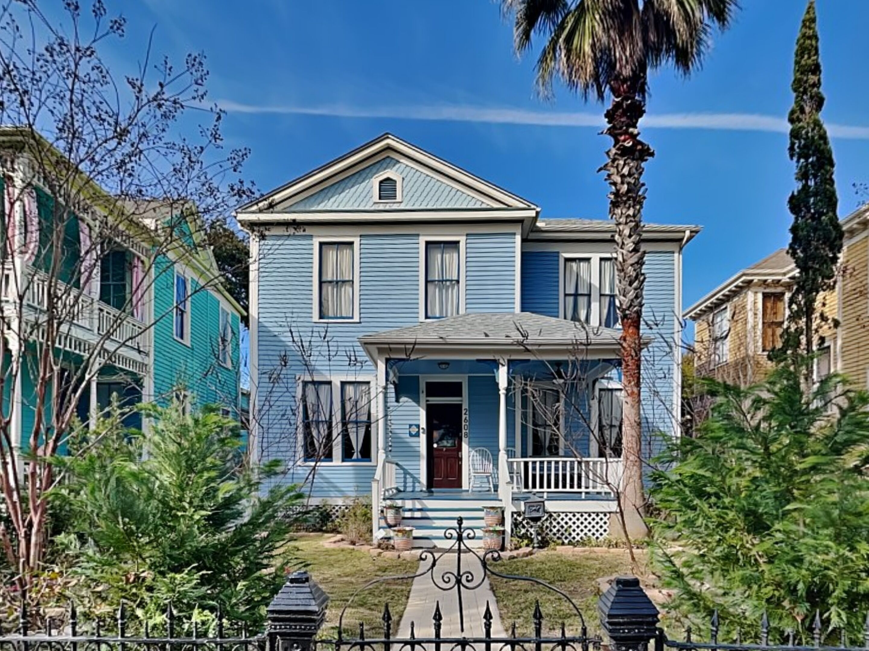 Historic Elegance | In-Town