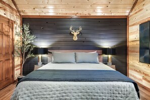 8 soveværelser, strygejern/strygebræt, Wi-Fi, sengetøj