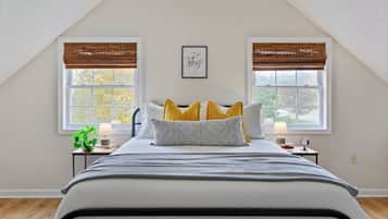 3 soveværelser, skrivebord, strygejern/strygebræt, weekendseng