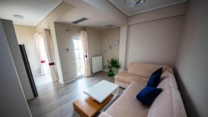 Kamar, 1 kamar tidur, Boleh Merokok, balkon | Area keluarga