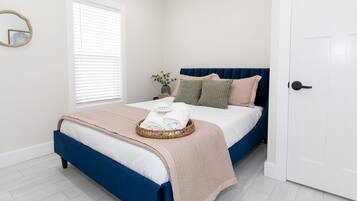 1 bedroom, free WiFi, bed sheets