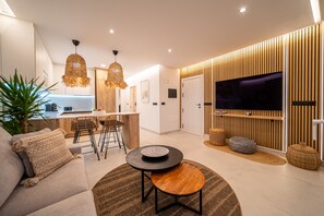 Smart TV - Luxury on the Seafront (Tías)