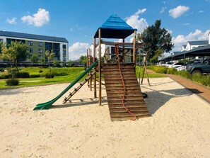 Children’s area - 10 minutes drive from OR Tambo International Airport, situated at Greenpark! (Boksburg)