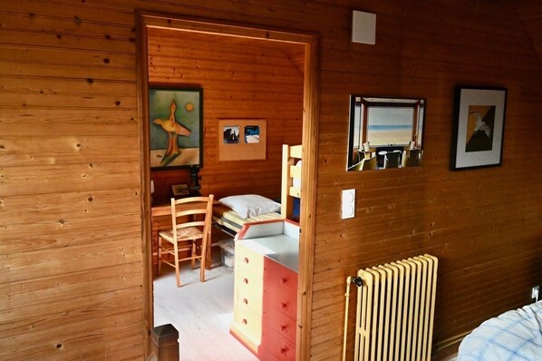 2 bedrooms, WiFi - Maison Proche de la mer (Saint-Malo)