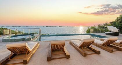 Alta Bella - Oceanfront Villa, Nordic Spa, Concierge