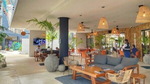 Unclassified image, 5 of 33, button - Design apt - Unbeatable location - pool - GYM (Tulum)
