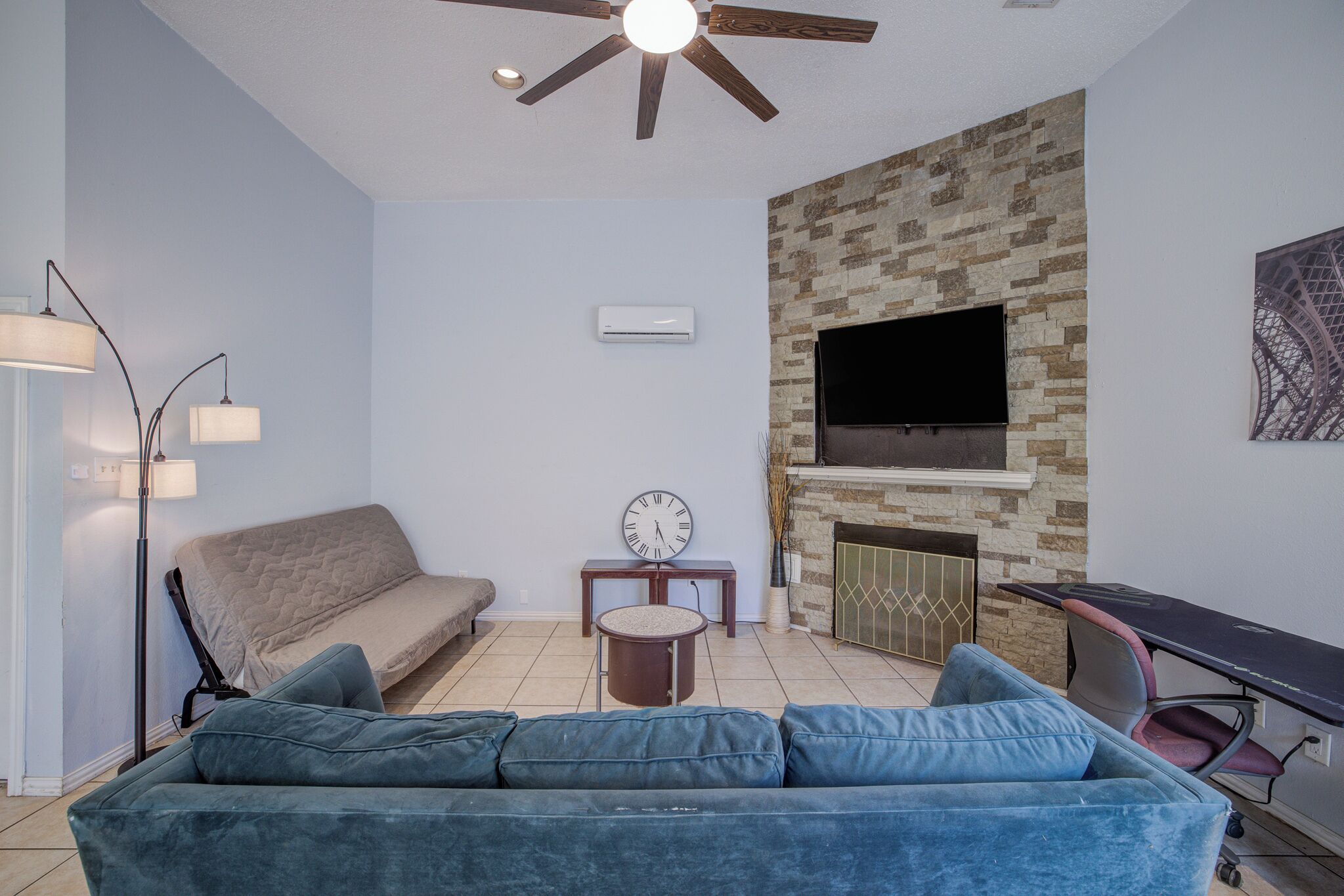 Smart TV, fireplace, printers