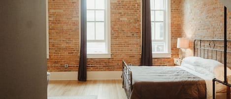 Camera Deluxe | Biancheria da letto di alta qualità, copriletto in piuma