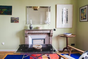 Interior - Le Grand Maulnes - Suite Eau du Nil (Paris)