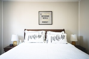 3 chambres, fer et planche à repasser, Wi-Fi gratuit, draps fournis