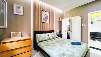 Apartment | 3 bedrooms, iron/ironing board, free WiFi, bed sheets