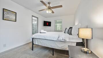 3 Schlafzimmer, Bügeleisen/Bügelbrett, WLAN, Bettwäsche