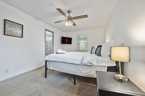 3 Schlafzimmer, Bügeleisen/Bügelbrett, WLAN, Bettwäsche