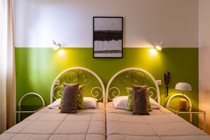 Chambre Confort avec lits jumeaux, vue colline