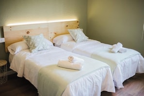 Chambres insonorisées, Wi-Fi gratuit, draps fournis