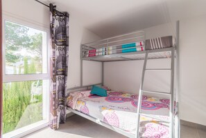 3 bedrooms, iron/ironing board, free WiFi, bed sheets - Domus Genti, Chalet 5StarsHome Mallorca (Son Serra de Marina)