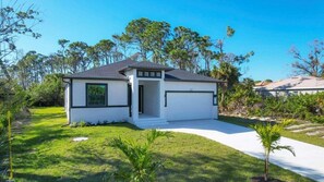 Exterior - Sweet T - newer Rotonda pool home (Rotonda West)