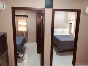 2 bedrooms, iron/ironing board, free WiFi, bed sheets