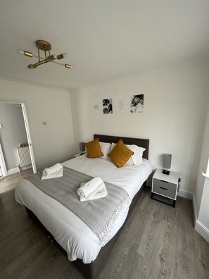 3 habitaciones, wifi gratis y ropa de cama 