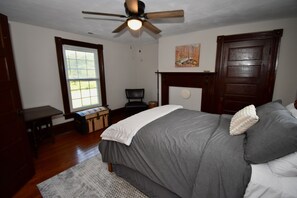 4 Schlafzimmer, Bügeleisen/Bügelbrett, kostenloses WLAN, Bettwäsche