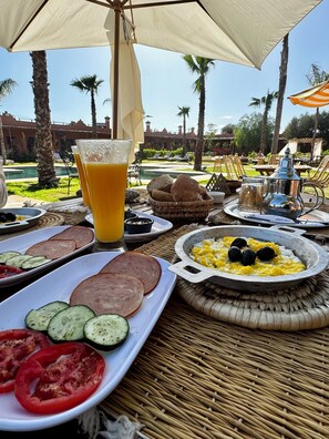 Restaurant - Whisper (Aghouatim)
