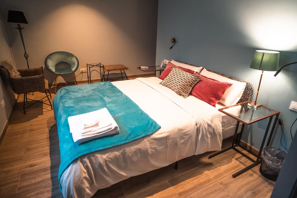 Exclusieve tweepersoonskamer | 1 slaapkamer, een kluis op de kamer, gratis wifi, beddengoed
