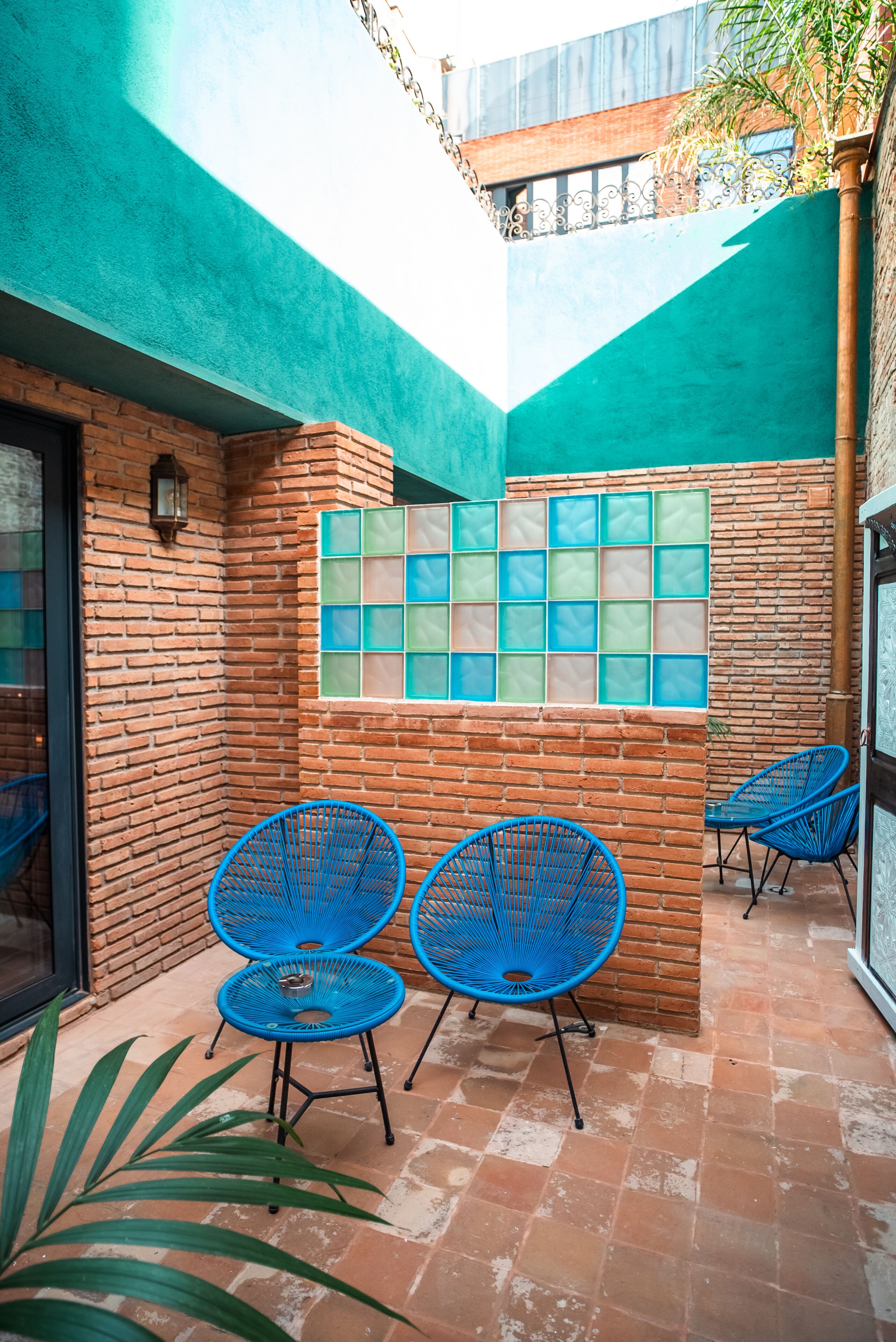 خزنة داخل الغرفة وواي فاي مجانًا وملاءات أسرّة